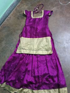 purple dress