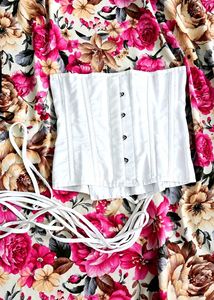 Elegant White underbust steel bone waist corset