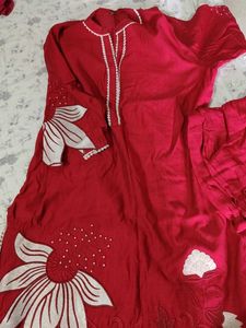 Vibrant Dark Pink Kurta with  Floral design