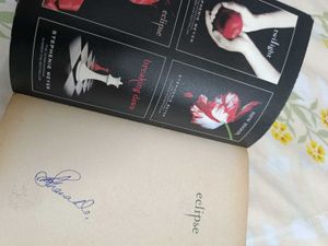 Eclipse by Stephenie Meyer
