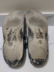Size 11: Crocs Printed Casual Clogs