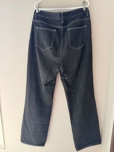 Urbanic Black Straight-Leg Jeans