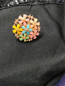 Totally New Beautiful Stone And Pearl Studded Ring