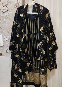 Perimium Velvet Suit Set Sequins Work