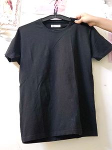 Classic Black ZARA T-Shirt