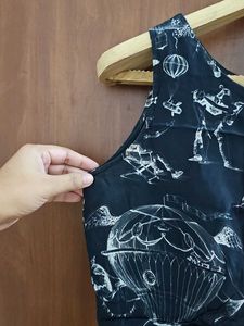 Printed Black Crop top/blouse