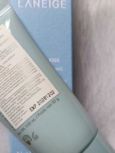 Laneige Water Bank  Hyaluronic Cleansing Foam ♥️💕