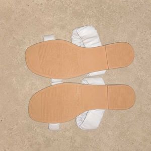 Chic Ruched Strap Flat Sandals