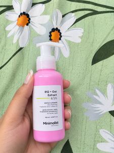 Minimalist B12 + Oat Extract Gentle Cleanser