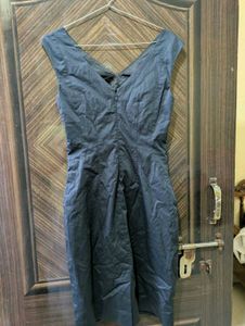 Elegant Navy Blue Sleeveless Dress
