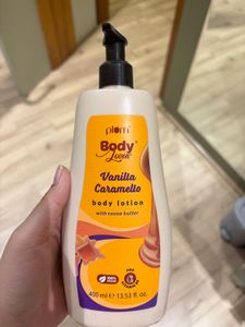 Plum BodyLovin' Vanilla Caramello Lotion