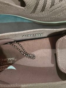 Skechers Air-Cooled Arch Fit Bellies