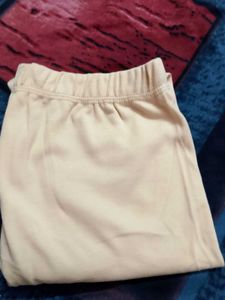 Comfortable Beige Leggings