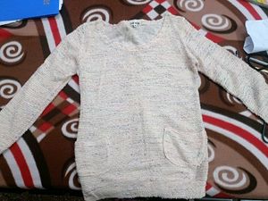Beautiful Sweatshirt In M Size For Women