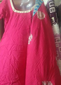 **Pure Cotton Kurti With Velvet Border Dupatta**