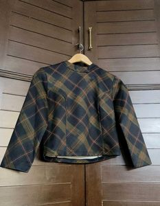 Madame Stylish Plaid Checks Cropped Top