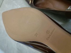 Women's Brown Patent Bow heel