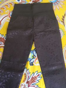 Embroidered strechable jagging pant