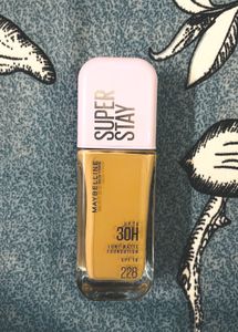 Maybelline Super Stay lumi matte Foundation