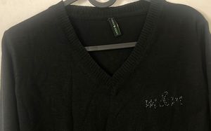 Branded Woolen Top For Women’s