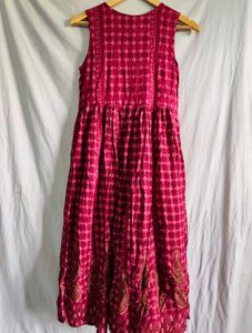 Elegant Pink Printed Sleeveless Kurta