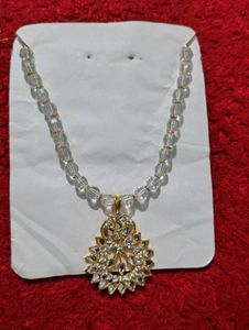 Elegant Crystal Beaded Necklace