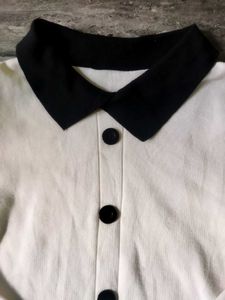 Classic White &amp; Black Knit Sweater