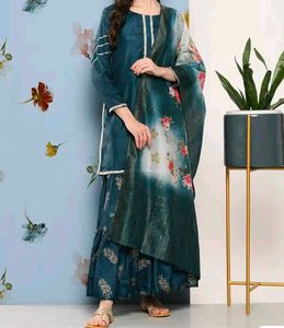 Beautiful Teal Kurta with Silver Embellishments