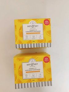 2 Dot &amp; Key Vitamin C Moisturizer Seal Packed
