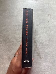Gone Girl by Gillian Flynn