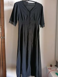 Elegant Black Lace Trim Midi Dress