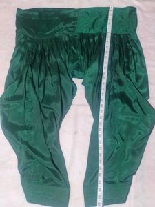 Beautiful Green Embellished Kurta