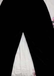 Black Leisure Wear Pyjamas In Velvet Fabric