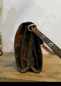 Vintage Crocodile Leather Crossbody Bag✨