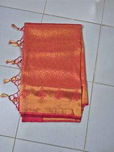 Exquisite Pink &amp; Gold Silk Saree
