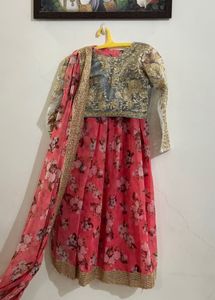 grey and pink lehnga choli set