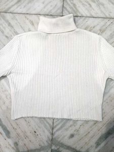 White Turtleneck Cropped Sweater