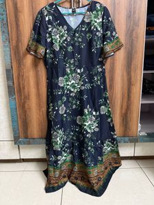 Floral Print Midi Dress.. Unused