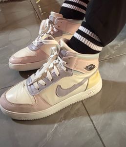 White Sneakers - Casual &amp; Comfortable