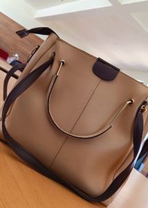Stylish Tan Handbag