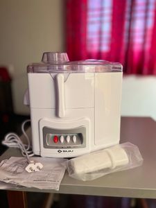 Bajaj Majesty juicer mixer with pulp collecter (500W)