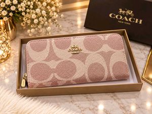 Coach Zip Around Wallet PREMIUM QUALITY WD BOX