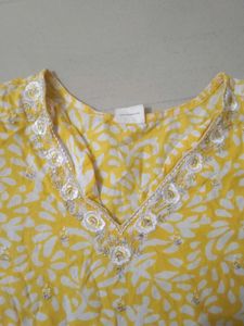Embroidered Yellow Kurta