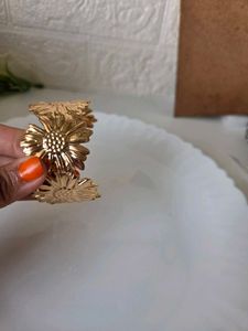 Trendy adjustable bracelete