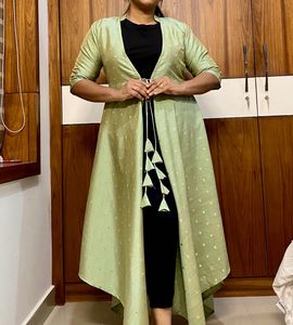 Sea Green Shrug|Price ⬇️ by 65‼️