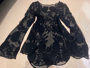 Black Floral Sheer Long Sleeve Top