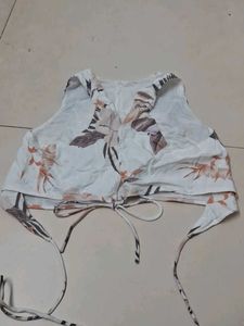 Floral Crop Vest Tieup Top