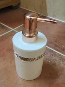 Set of 2 Decorative Lotion Dispensers