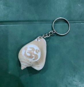 Keyring Shell Shaped