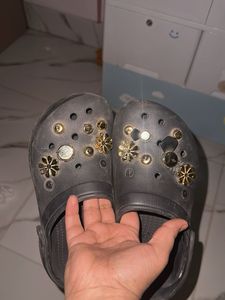 crocs for girls 👌